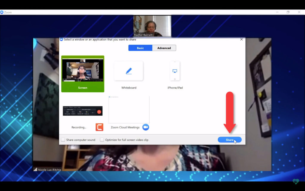 Selecting the type of screen to share in Zoom.