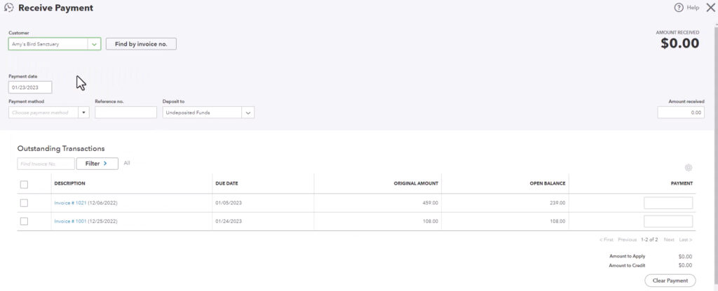 Outstanding Transactions on the Receive Payment screen in QuickBooks Online.
