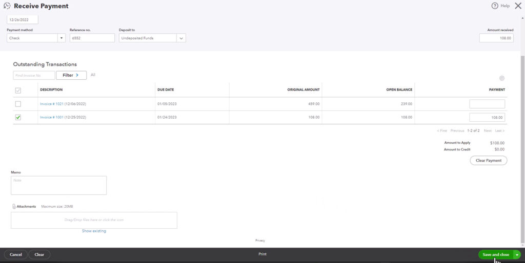 Receiving a payment in QuickBooks Online.